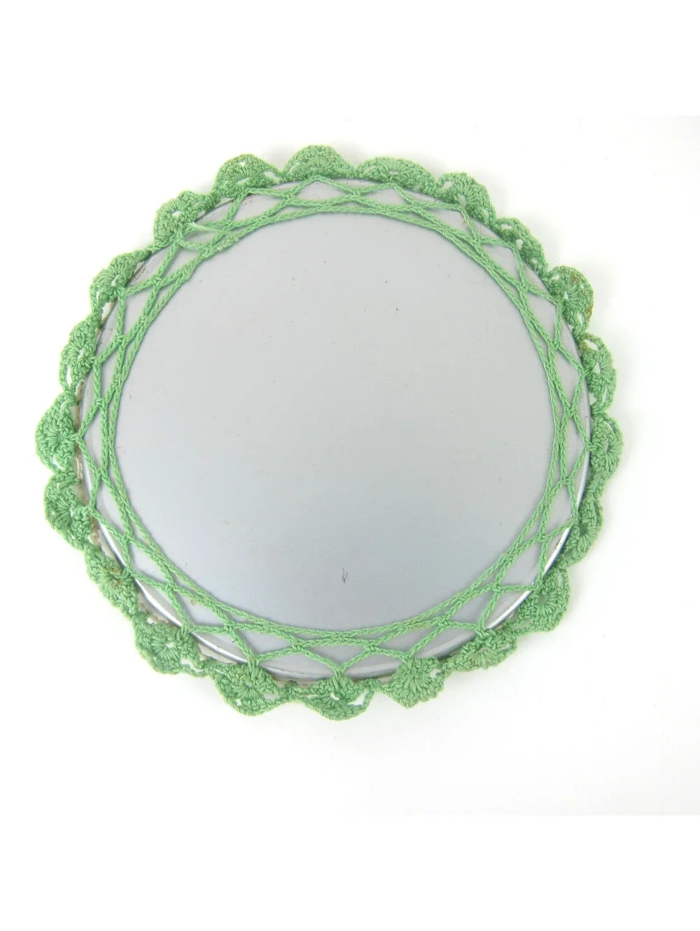 Vintage Rose Hot Plate Doily Green Flowers Yellow Cream 8